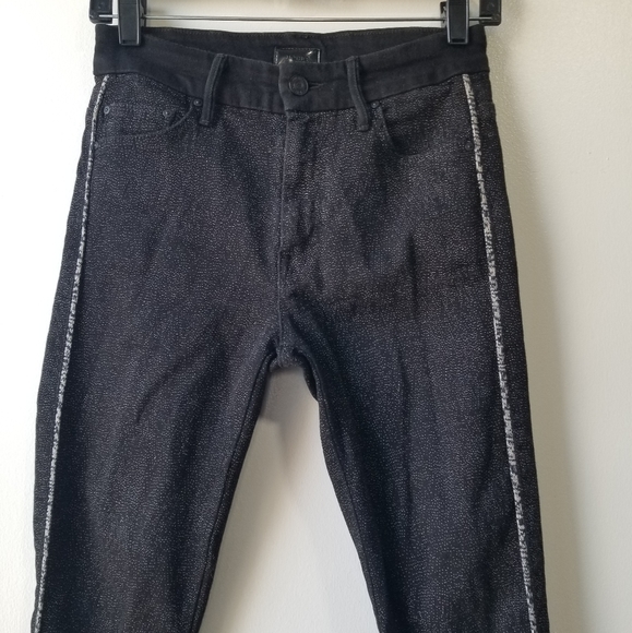 Mother High Rise Looker Diamond in The Rough Jeans - Picture 8 of 12